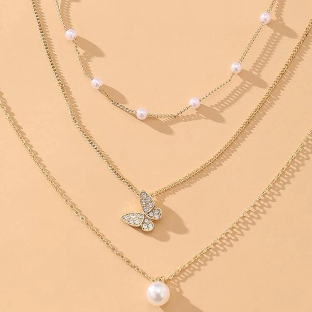 Gorgeous Faux Pearl Butterfly Necklace - 3 pieces